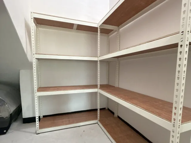 맞춤앵글선반설치 실제 설치사례