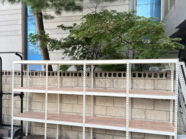 야외마당앵글선반설치 실제 설치사례